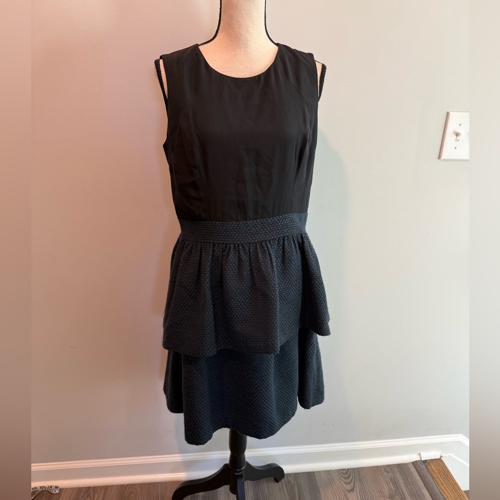 Shoshanna Tiered Black Navy Tweed Silk Blend A Line Dress Women’s size 10